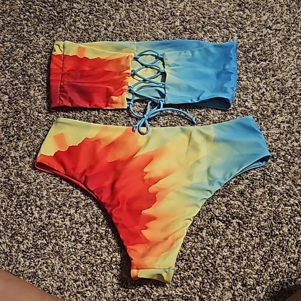 Women’s New Xlg Shein 2 piece bikini Tie Dye